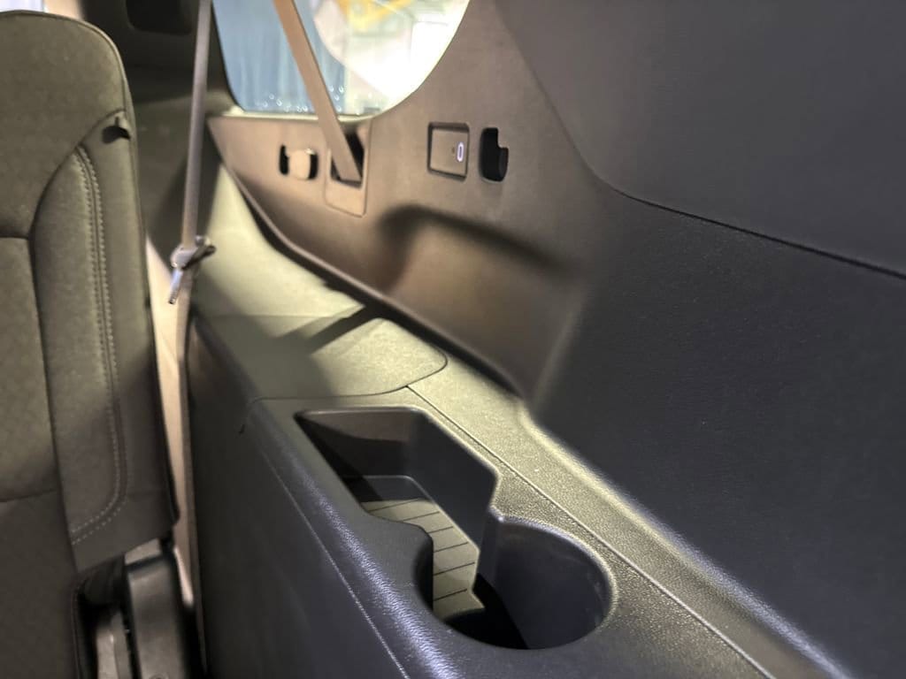 2026 Chevrolet Suburban LS - Photo 40