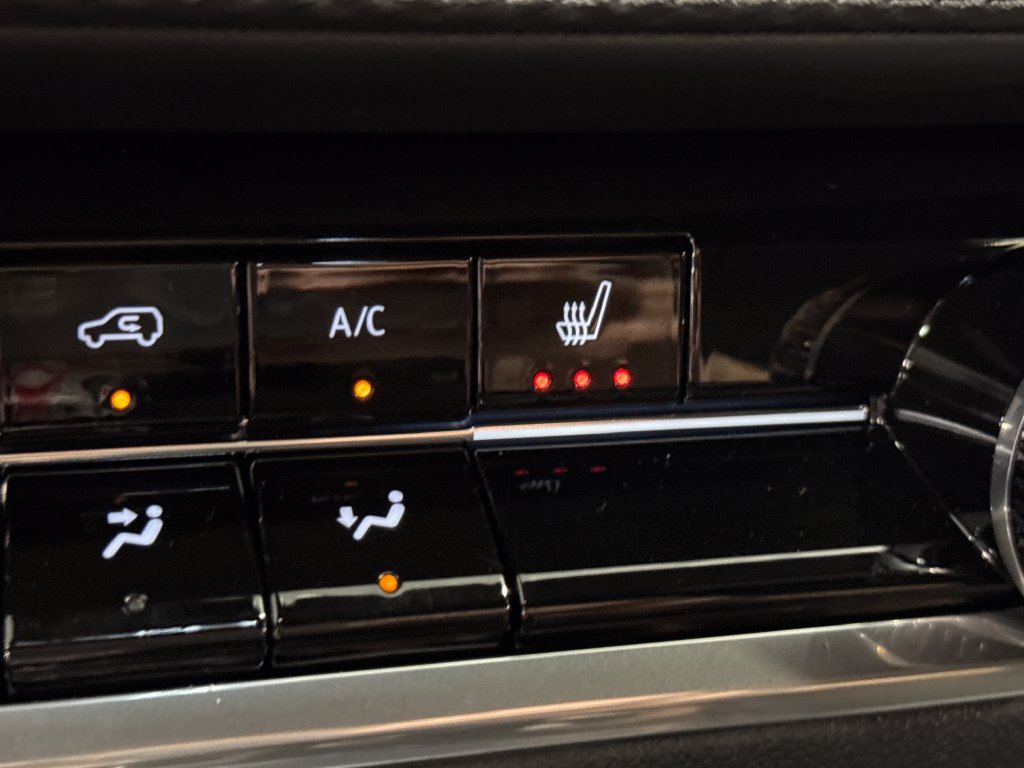 2027 Chevrolet Equinox LT - Photo 19