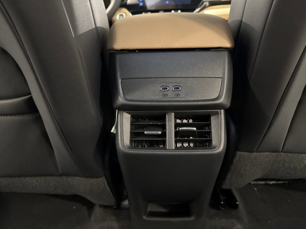 2027 Chevrolet Equinox ACTIV - Photo 39