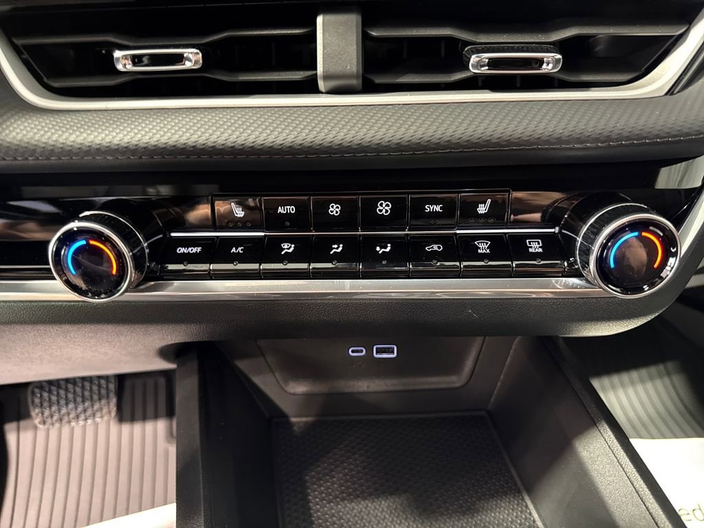 2026 Chevrolet Equinox LT - Photo 17
