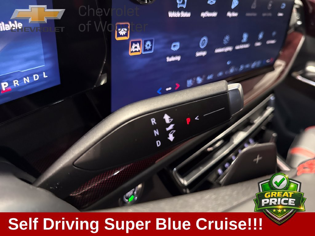 2027 Chevrolet Traverse RS - Photo 11