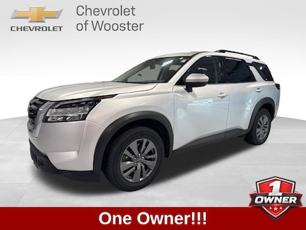 2025 Nissan Pathfinder SV