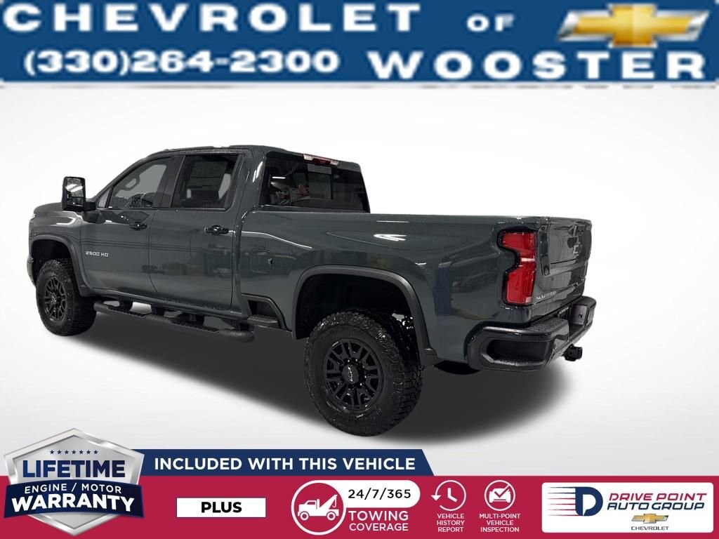 2026 Chevrolet Silverado 2500HD ZR2 photo 2