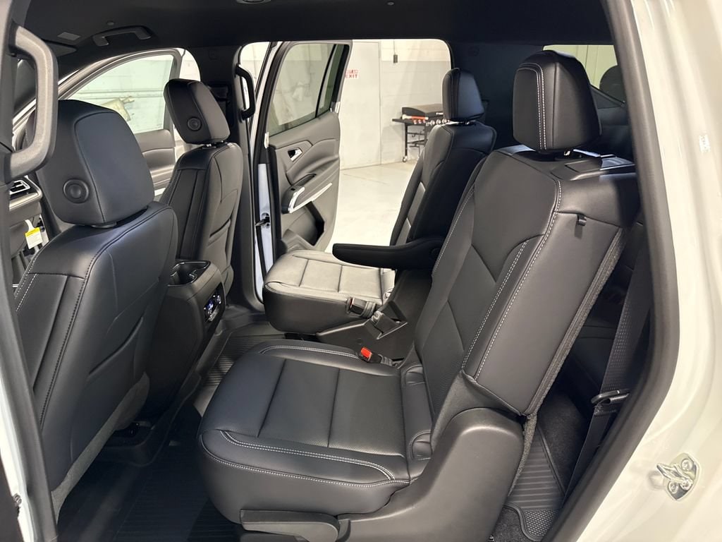 2026 Chevrolet Traverse LT - Photo 38