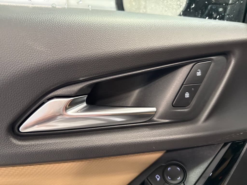 2027 Chevrolet Equinox ACTIV - Photo 29