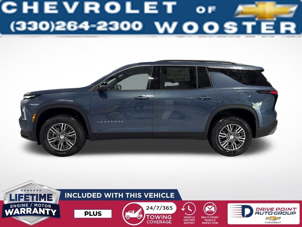 2026 Chevrolet Traverse photo 2