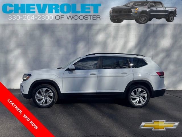 Used 2021 Volkswagen Atlas SE w/Tech with VIN 1V2KP2CA6MC545627 for sale in Wooster, OH