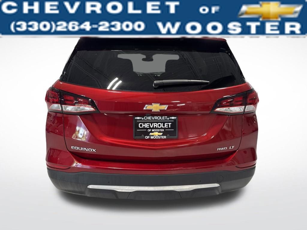 2023 Chevrolet Equinox LT photo 3