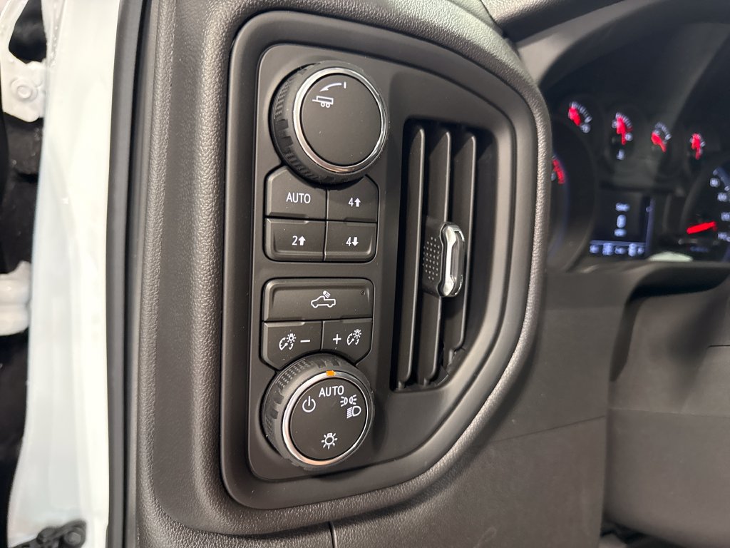 2026 Chevrolet Silverado 1500 Custom Trail Boss - Photo 9