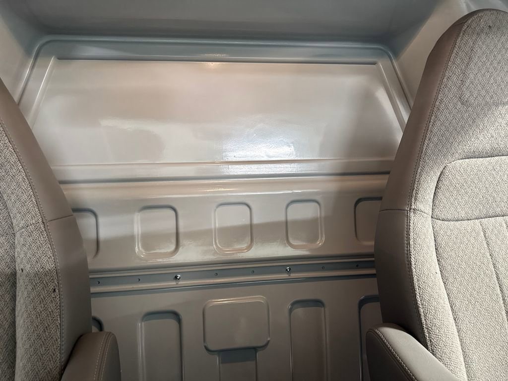 2025 Chevrolet Express Cargo Work Van - Photo 34