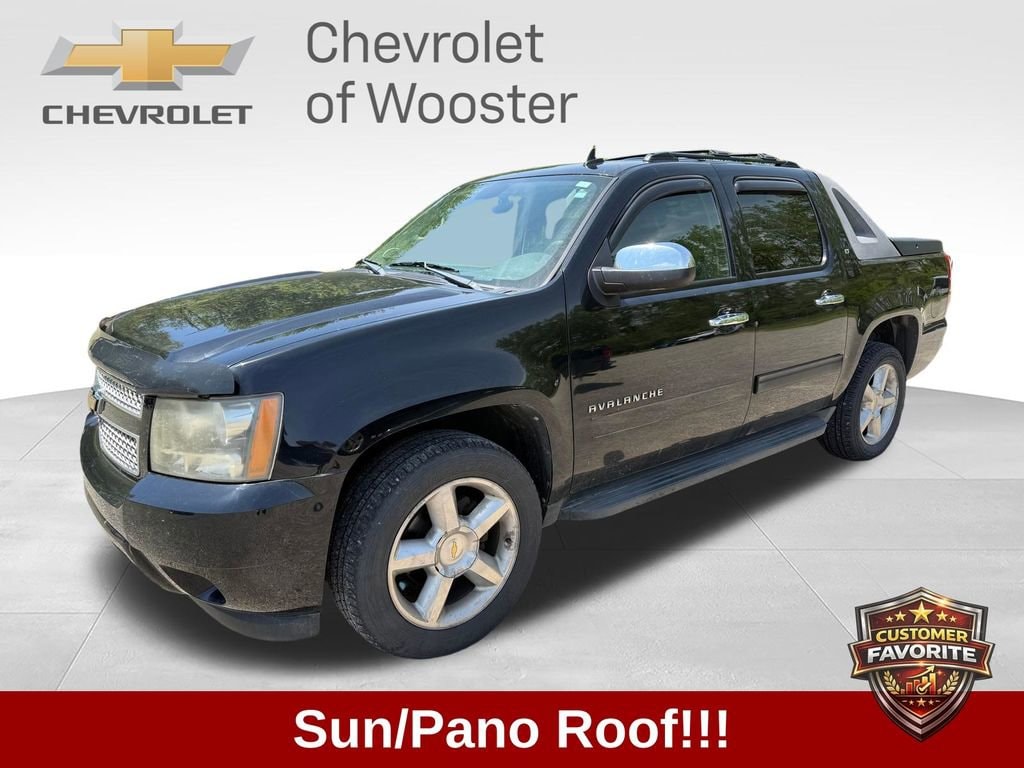 2011 Chevrolet Avalanche 4WD Avalanche LT's photo