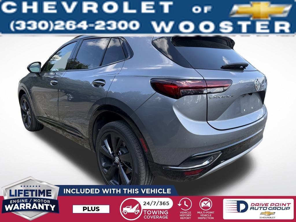 2022 Buick Envision Essence photo 3