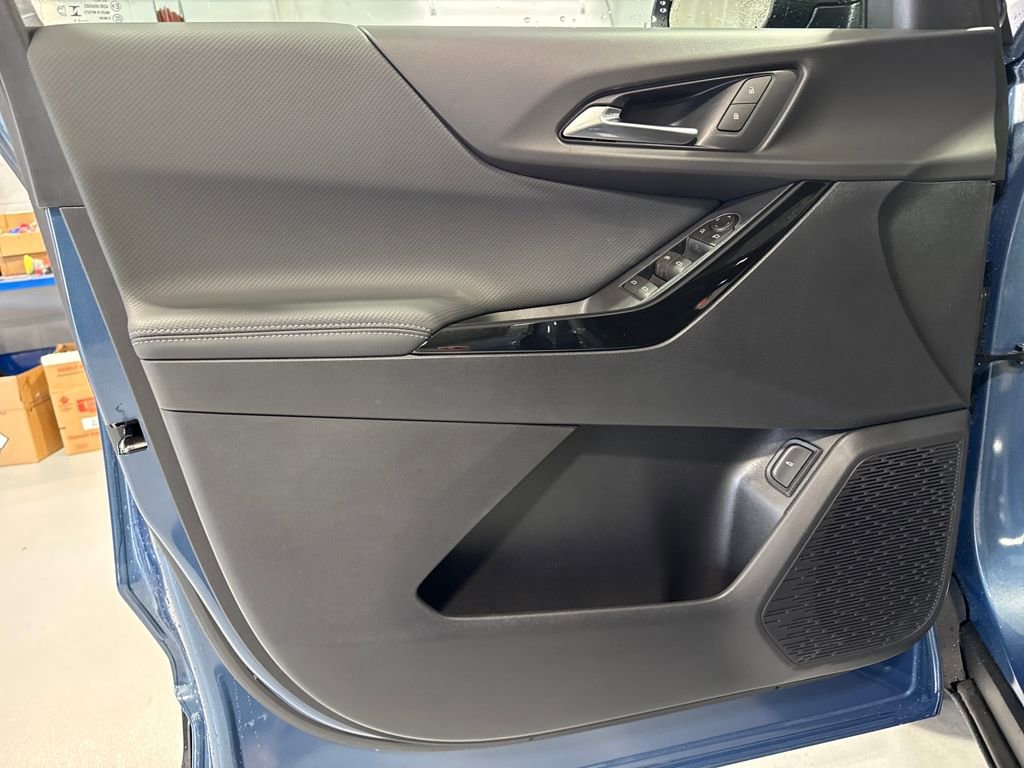 2026 Chevrolet Equinox LT - Photo 25
