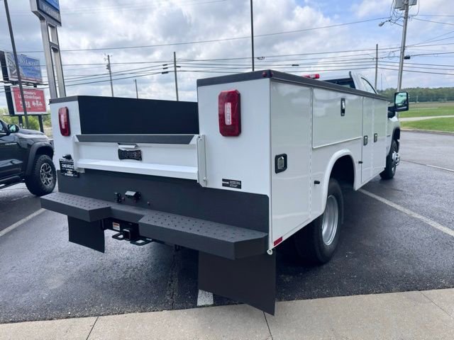 2025 Chevrolet Silverado 3500HD Work Truck photo 3