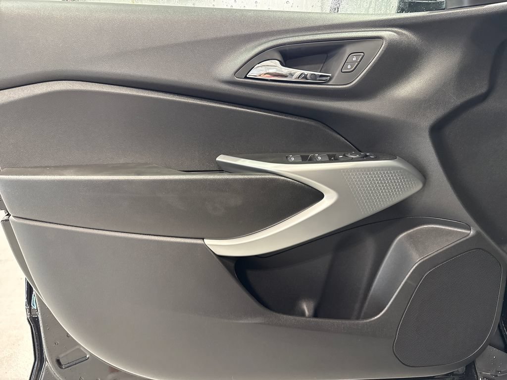2026 Chevrolet Trax RS - Photo 30