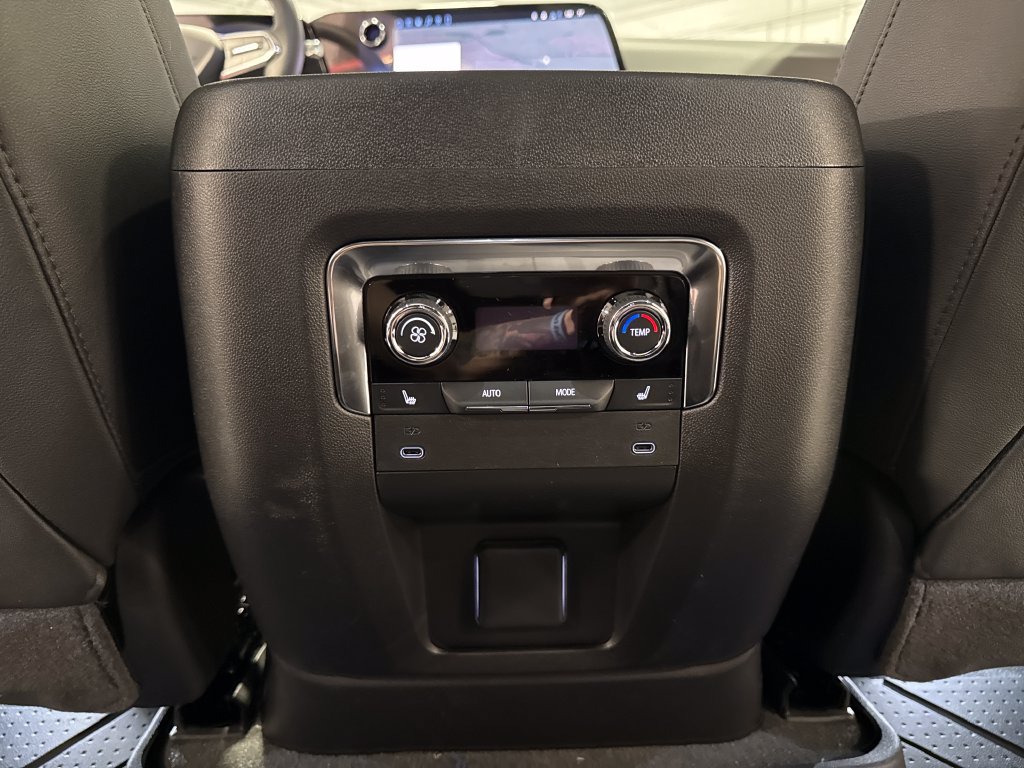 2026 Chevrolet Tahoe Z71 - Photo 42