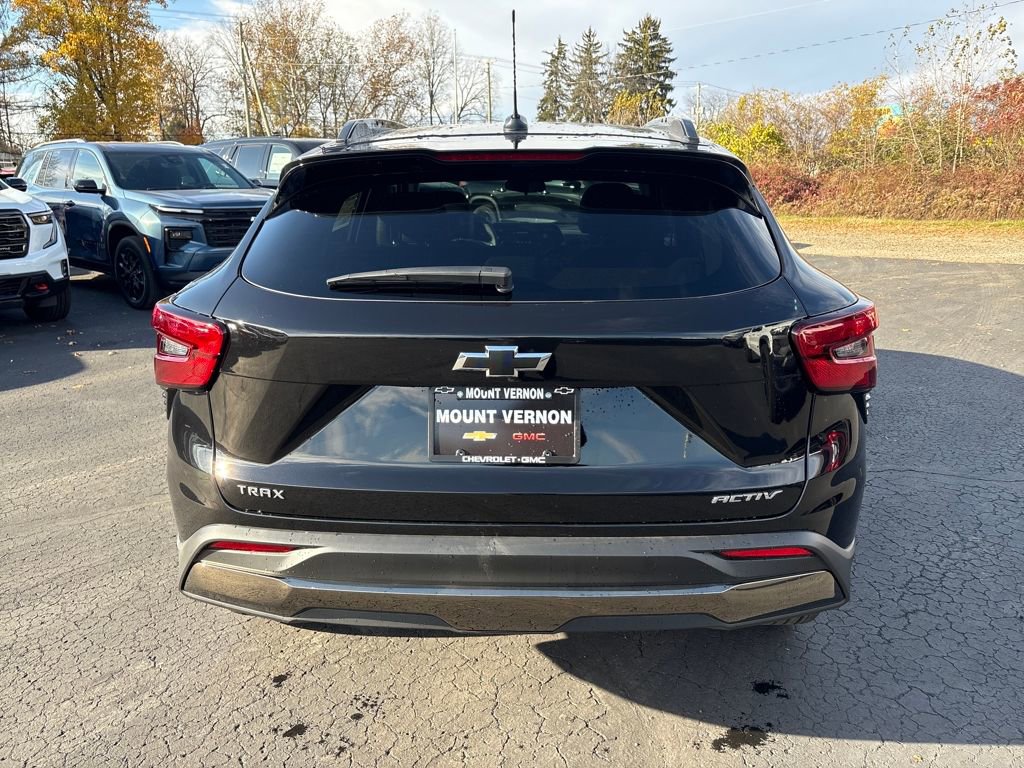 2026 Chevrolet Trax ACTIV photo 3