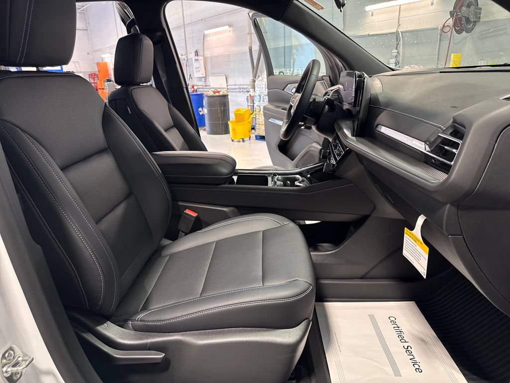 2026 Chevrolet Traverse LT - Photo 32