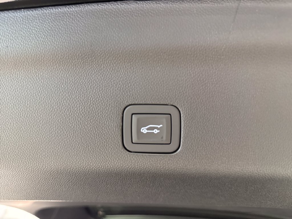 2026 Chevrolet Suburban High Country - Photo 46