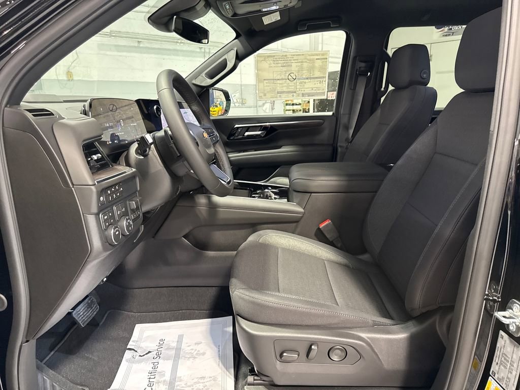 2026 Chevrolet Suburban LS - Photo 23