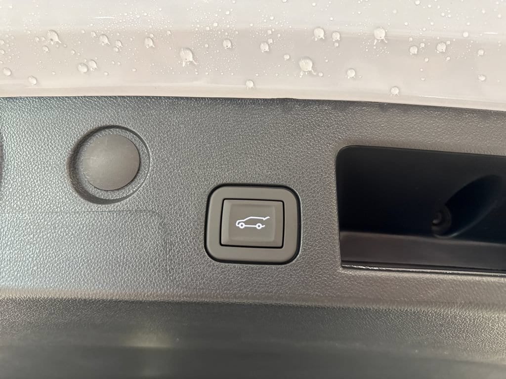 2027 Chevrolet Equinox ACTIV - Photo 41
