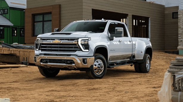 Ultimate%20Chevy%20Silverado%20Comparison-%201500%20vs%202500%20vs%203500%20post.png