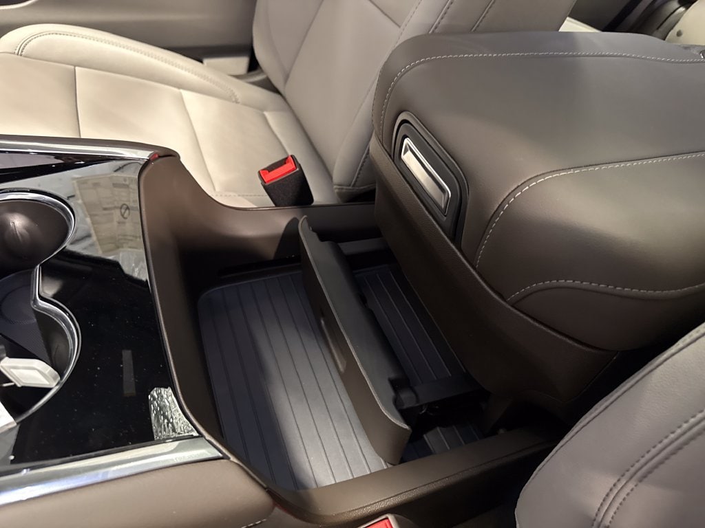 2026 Chevrolet Tahoe Z71 - Photo 27