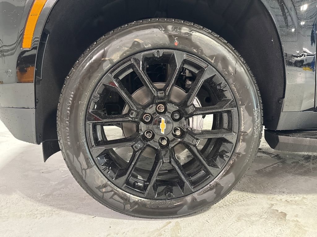 2026 Chevrolet Suburban LS - Photo 44