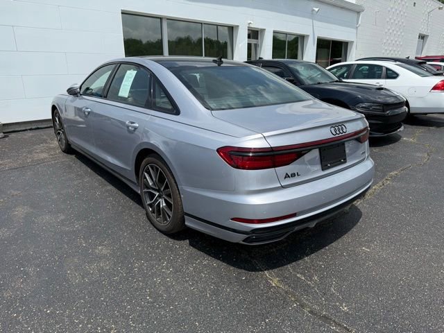 2021 Audi A8 L Quattro photo 3