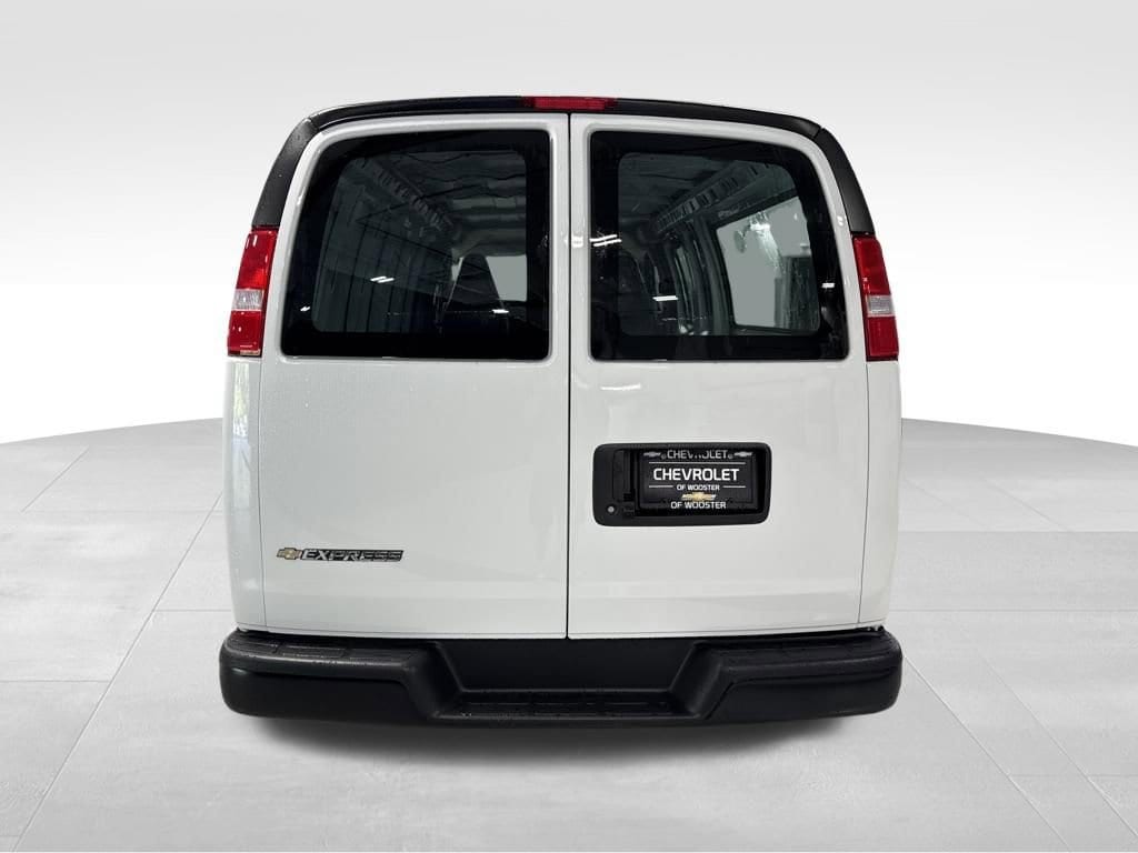 2025 Chevrolet Express Cargo Work Van - Photo 33