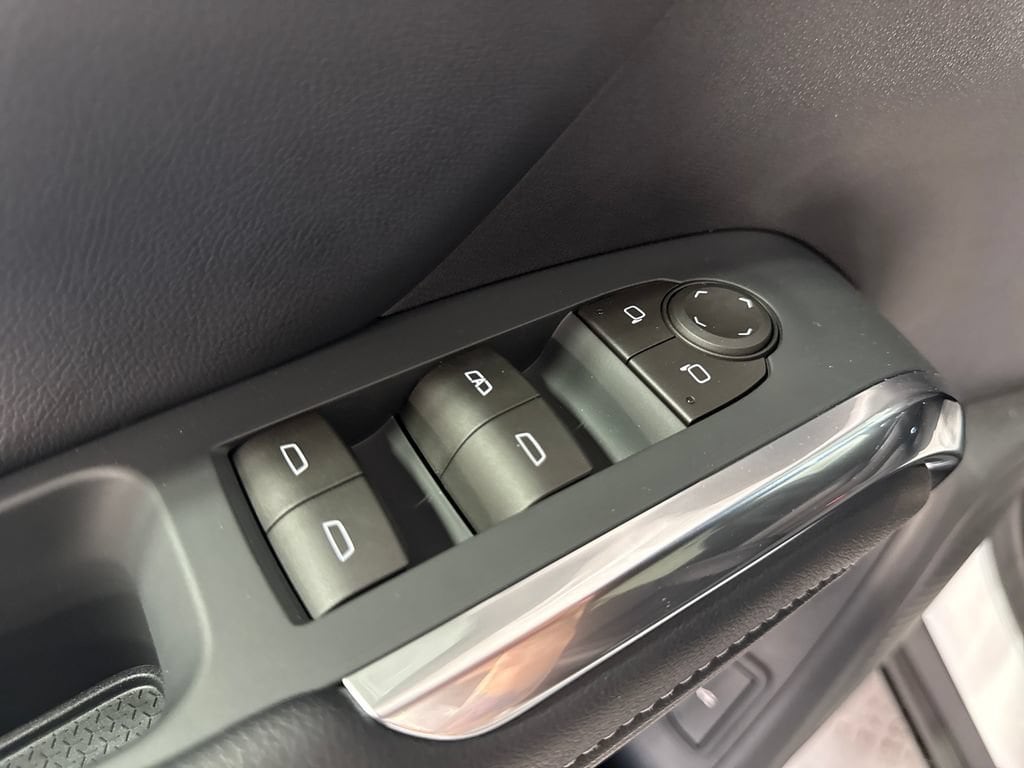 2026 Chevrolet Traverse LT - Photo 31