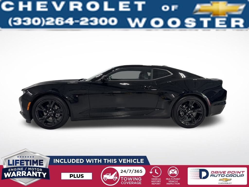 2024 Chevrolet Camaro 2LT photo 2