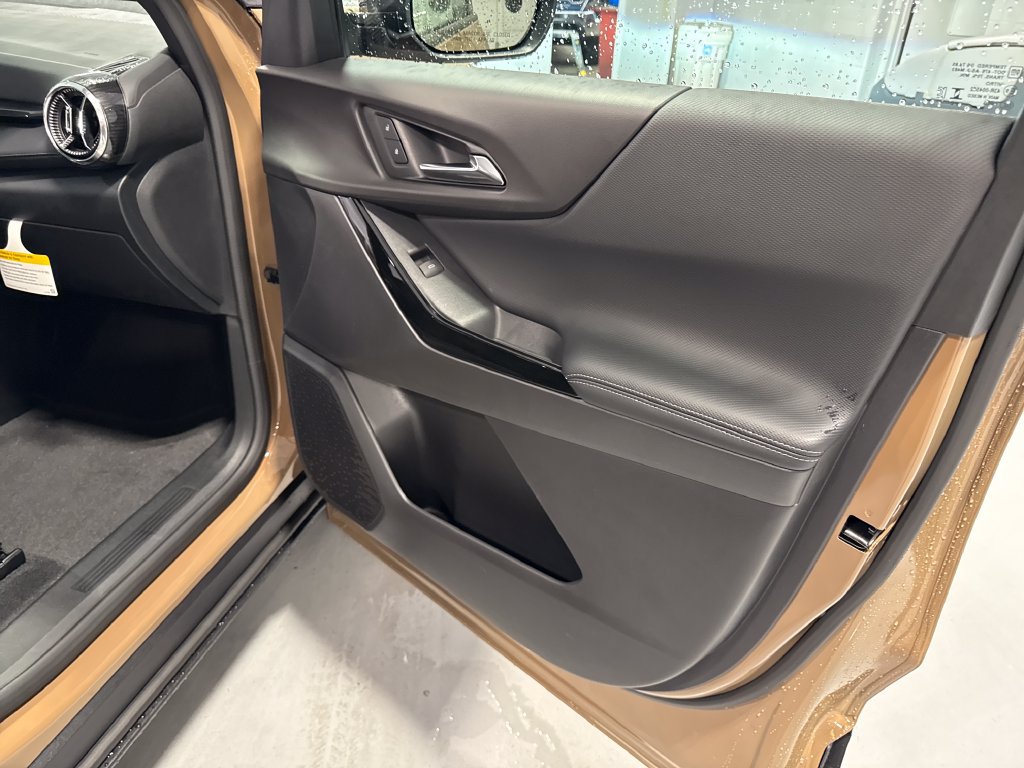 2027 Chevrolet Equinox LT - Photo 36