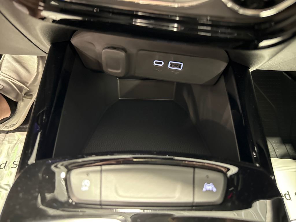 2026 Chevrolet Trax RS - Photo 19