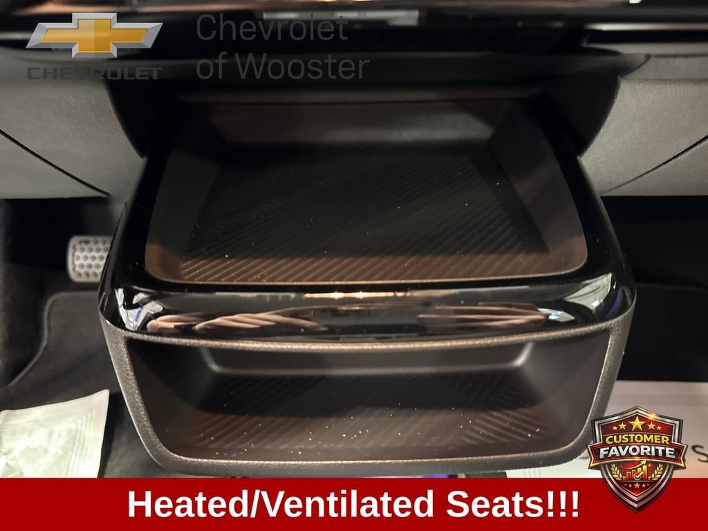 2027 Chevrolet Bolt RS - Photo 20