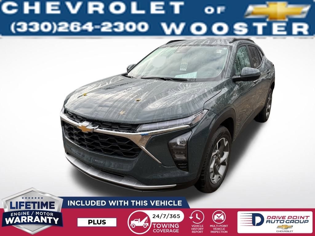 Used 2025 Chevrolet Trax LT SUV