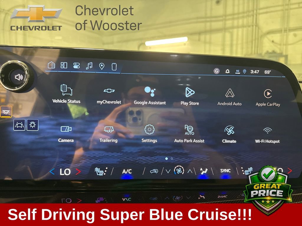 2026 Chevrolet Traverse Z71 - Photo 12