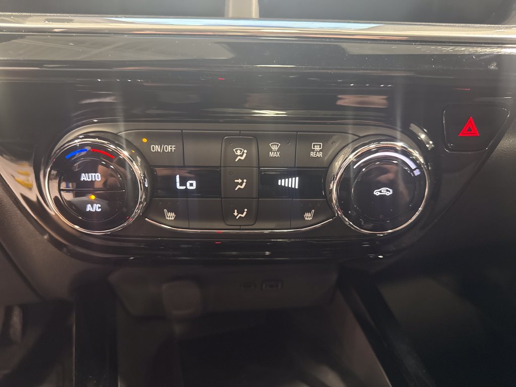 2026 Chevrolet Trax RS - Photo 14
