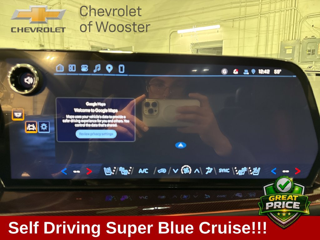 2027 Chevrolet Traverse RS - Photo 15