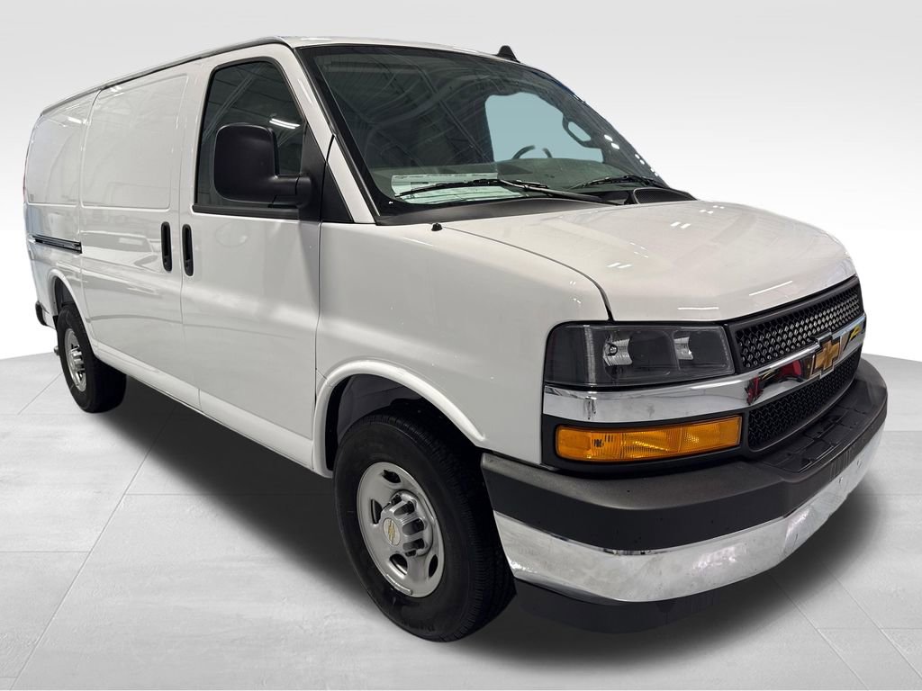 2025 Chevrolet Express Cargo Work Van - Photo 51