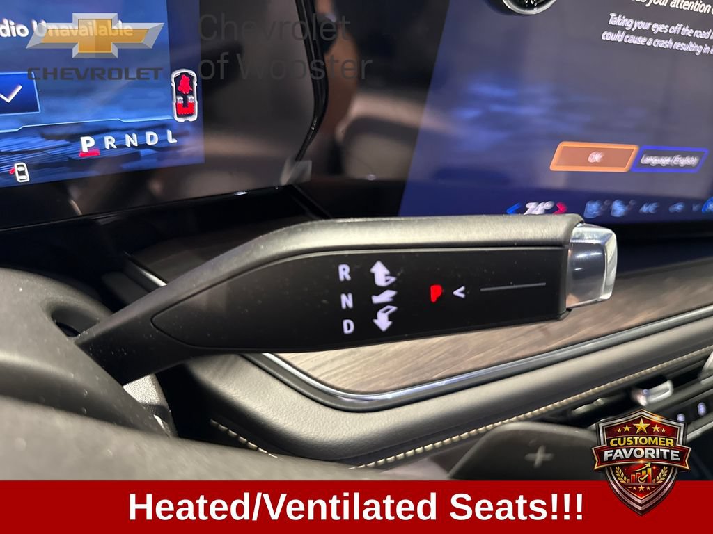 2025 Chevrolet Suburban Premier - Photo 11