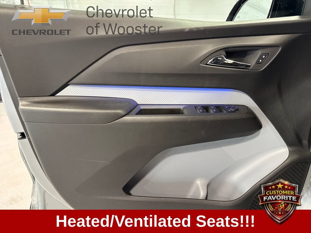 2027 Chevrolet Bolt RS - Photo 30