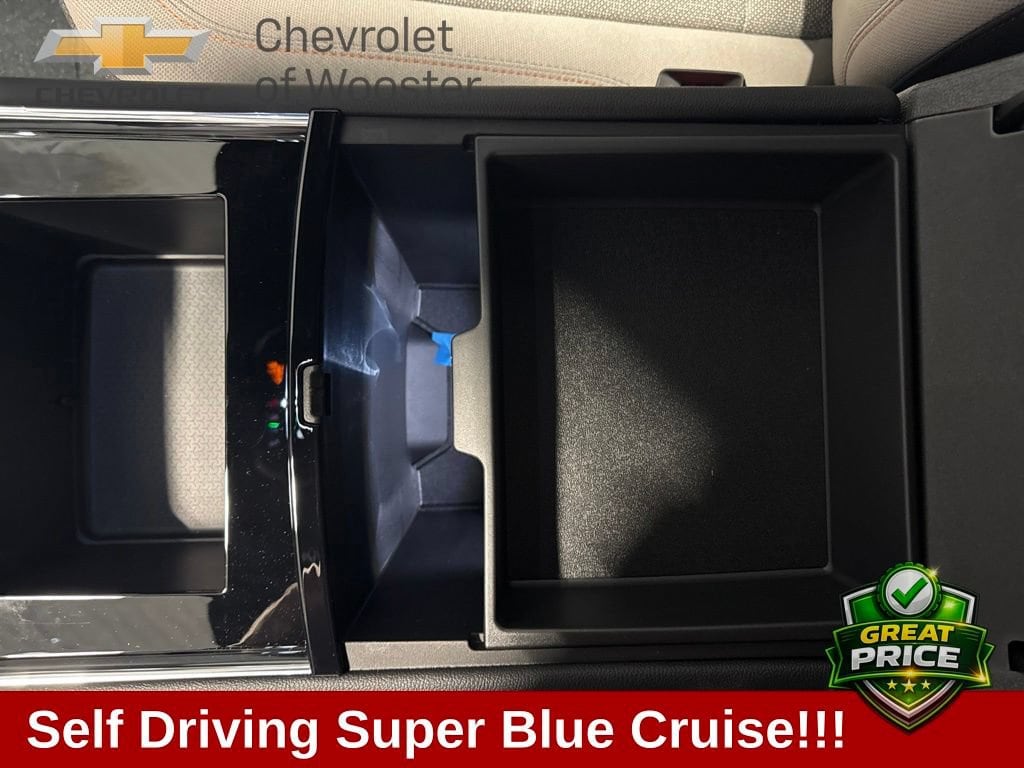 2026 Chevrolet Traverse LT - Photo 21