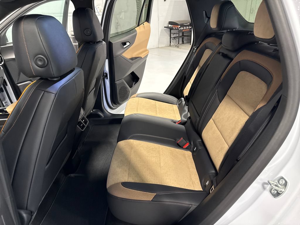 2027 Chevrolet Equinox ACTIV - Photo 37