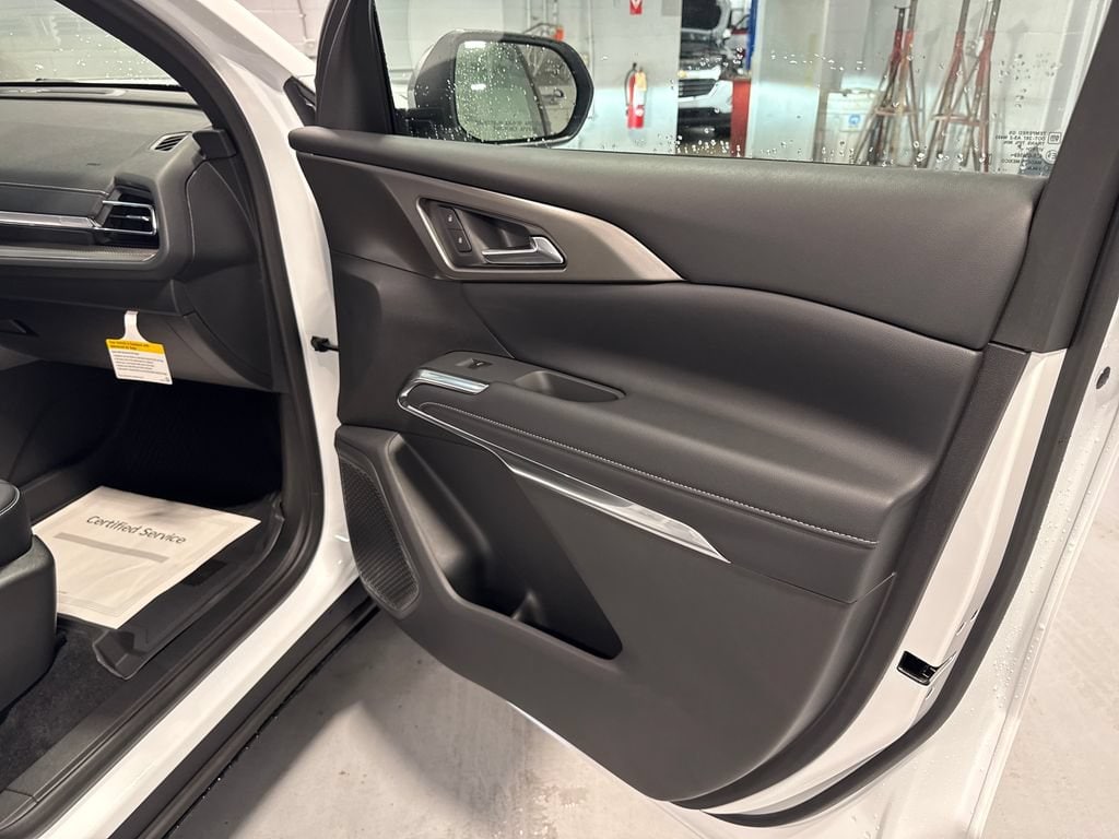2026 Chevrolet Traverse LT - Photo 35
