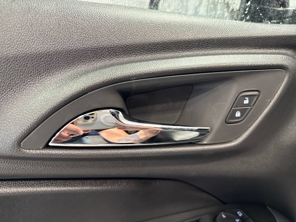 2026 Chevrolet Trax RS - Photo 31