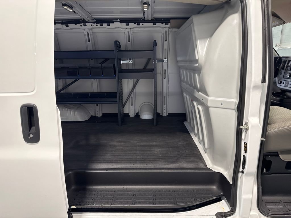 2025 Chevrolet Express Cargo Work Van - Photo 35