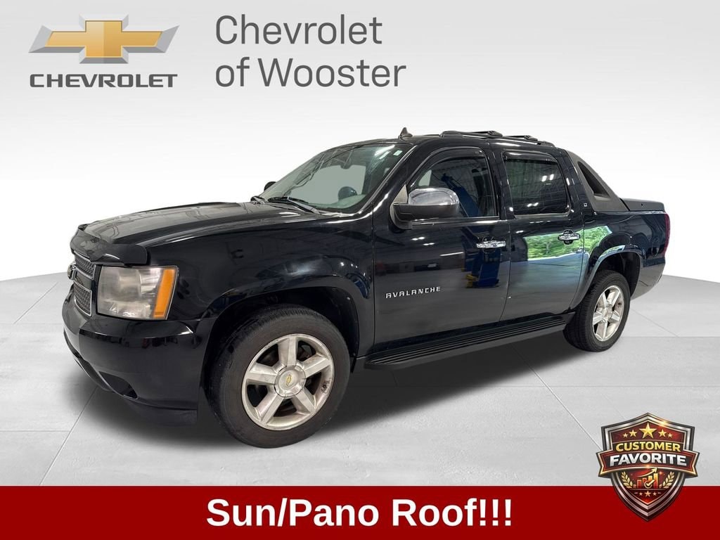 2011 Chevrolet Avalanche 4WD Avalanche LT's photo