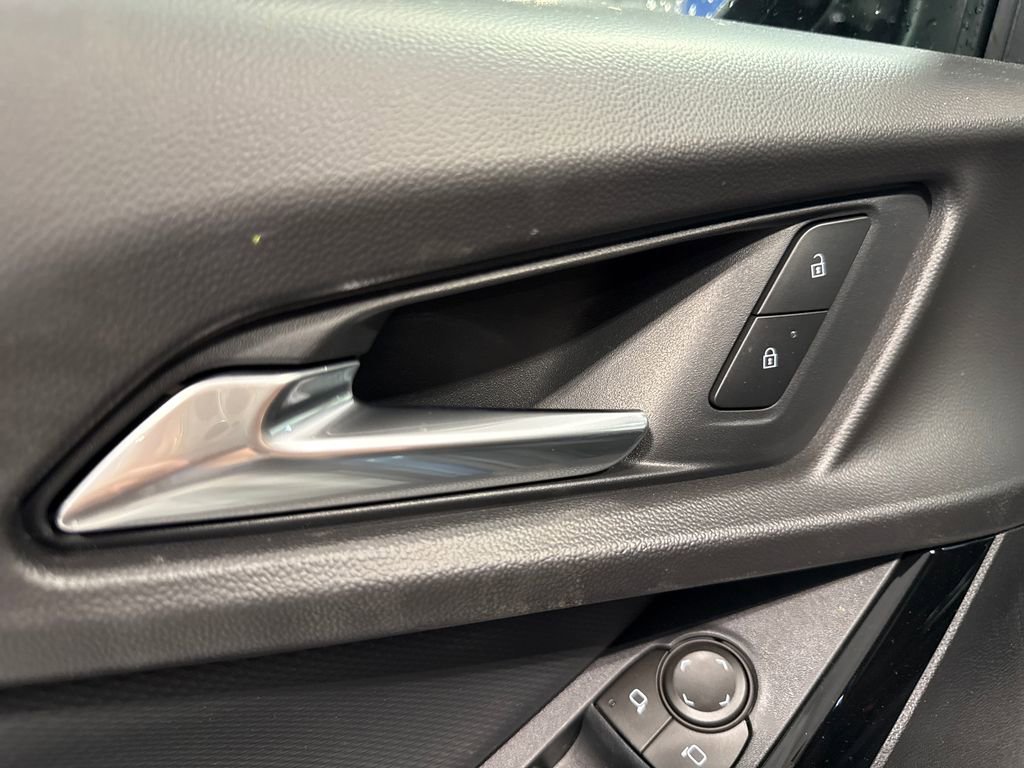 2026 Chevrolet Equinox LT - Photo 32