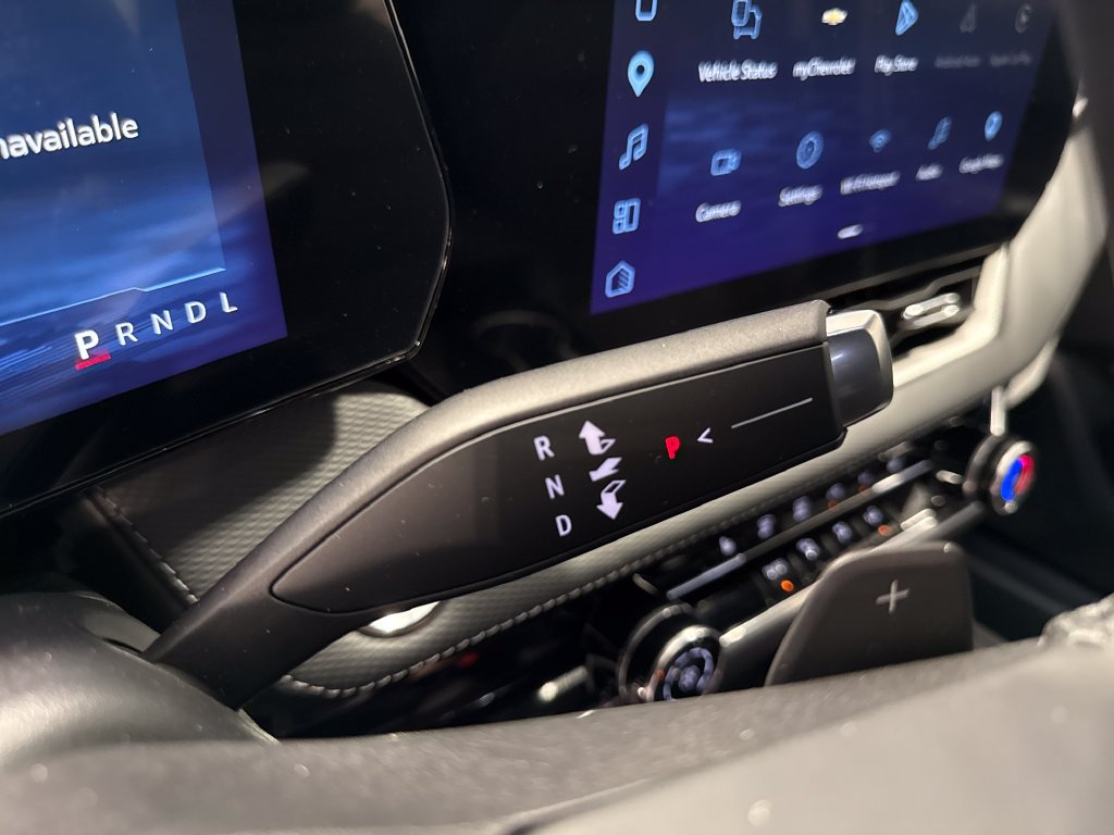 2027 Chevrolet Equinox LT - Photo 11